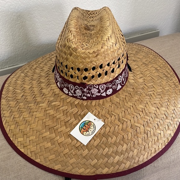 Straw Hat - Picture 3 of 6